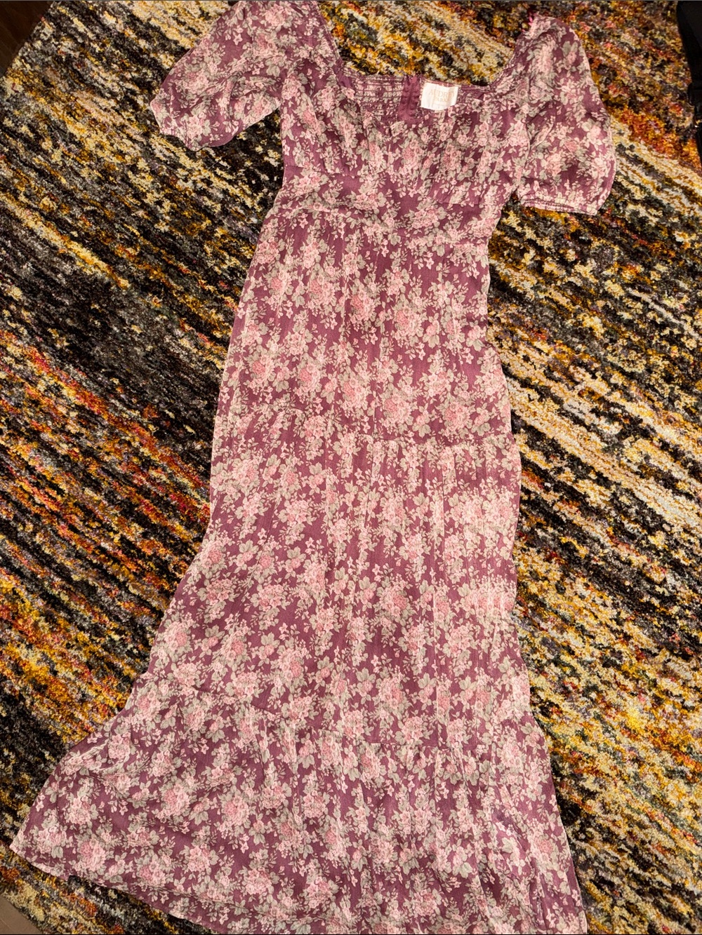 Burgundy Floral Puff Sleeve Maxi Dress M